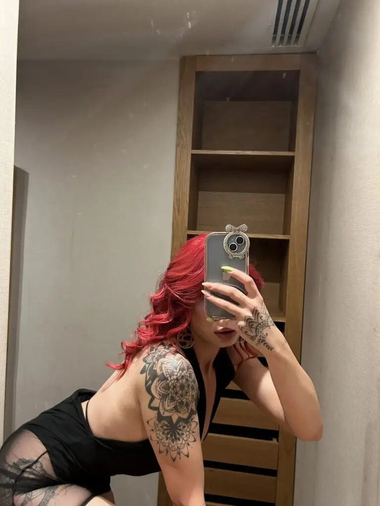 RedSonJaa Onlyfans Fotoğrafları 1